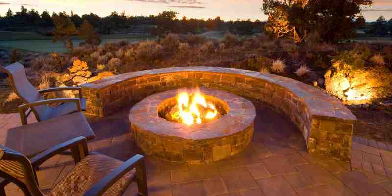 How to Choose the Best Outdoor Kitchen Builders in Your Area