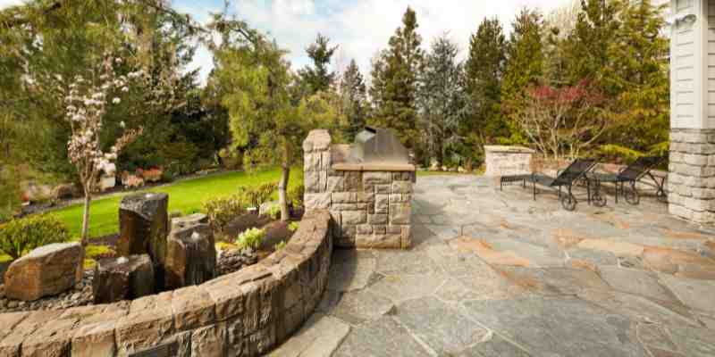 The Best Hardscaping Services on a Budget
